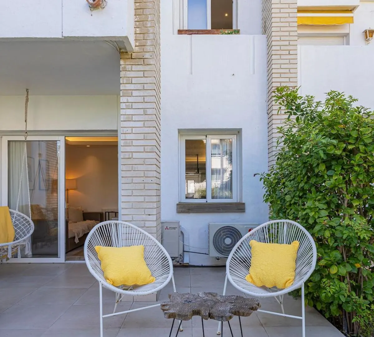Villa Charming Townhouse With Pool In Nueva Andalucia Marbella