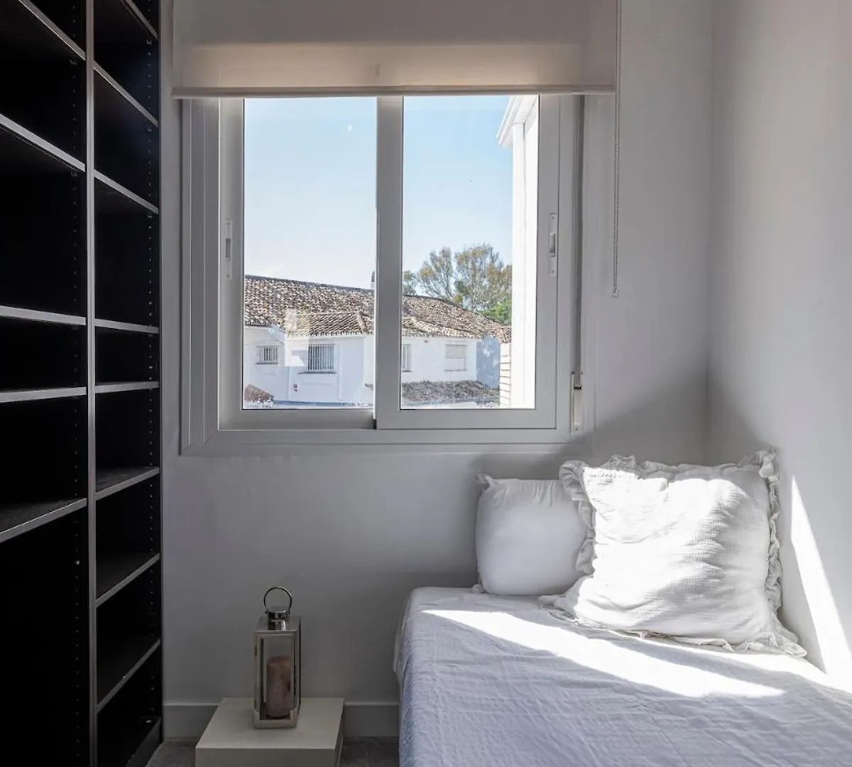 Casa vacanze Villa Charming Townhouse With Pool In Nueva Andalucia Marbella